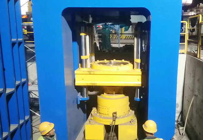 全自動(dòng)粒子鋼熱壓塊設(shè)備使工業(yè)廢渣、礦業(yè)金屬廢渣資源再利用